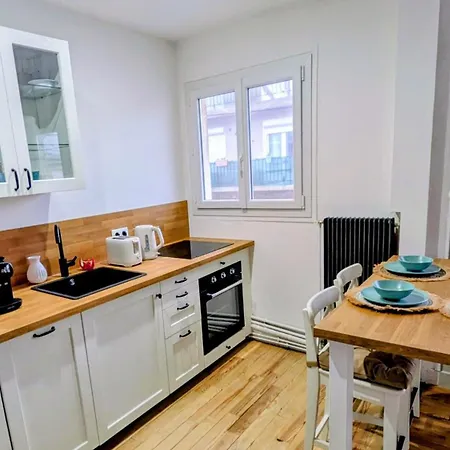 Le Saint-georges Apartment *